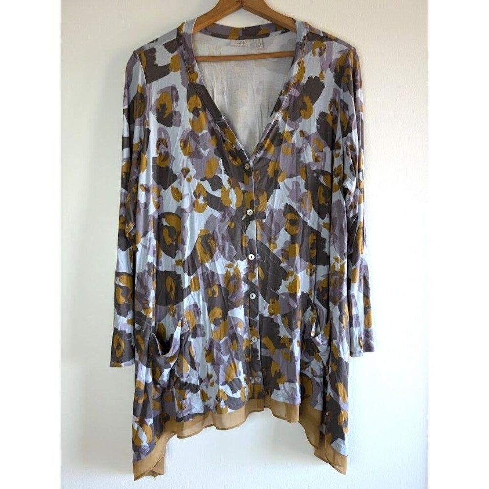 LOGO by Lori Goldstein Top Women's Size‎ 2X Tunic Chiffon Shark Bite Hem Button